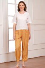 Parijat | Mrima Yoga Set organic cotton with pockets - Image 3